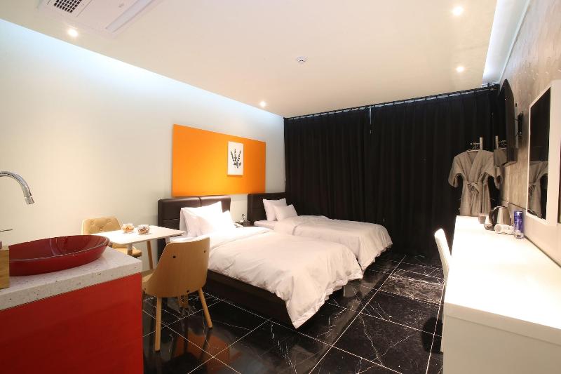 Gimpo Pentastar Hotel image