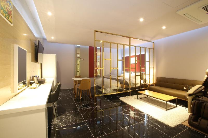 Gimpo Pentastar Hotel image