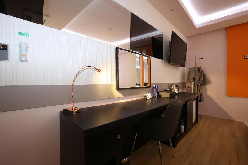 Gimpo Pentastar Hotel image