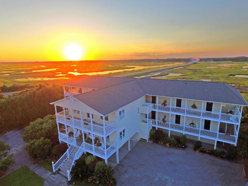 The Sunset Inn image