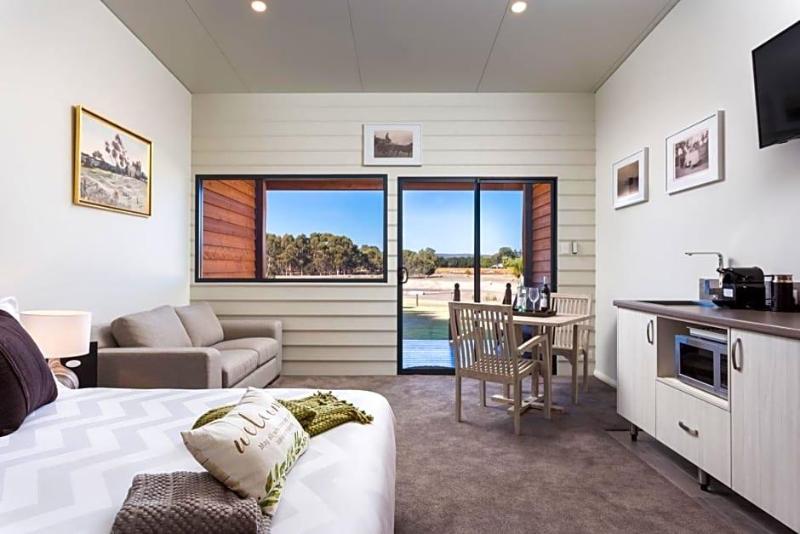 The Swan Valley Retreat image