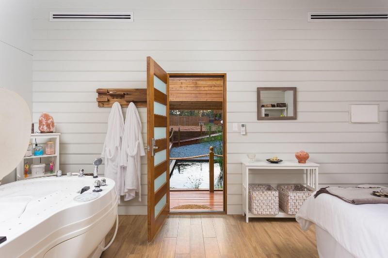 The Swan Valley Retreat image
