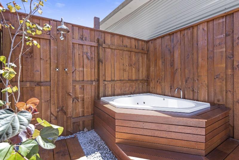 The Swan Valley Retreat image