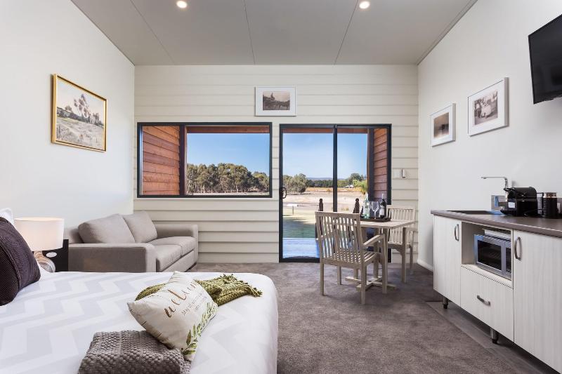 The Swan Valley Retreat image