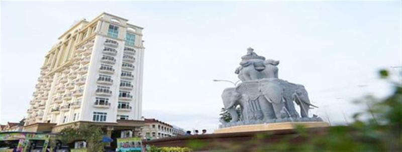 Lbn Asian Hotel image