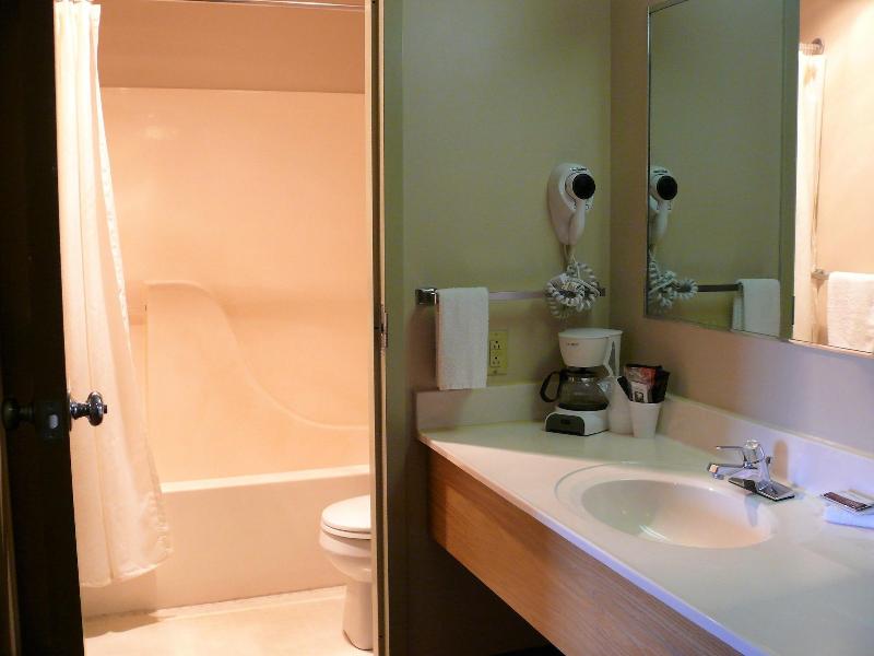 The Woodridge Inn image