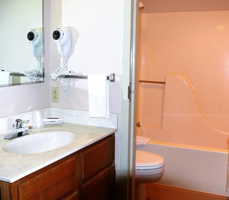 The Woodridge Inn image