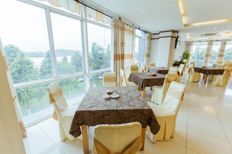 Thien An Riverside Hotel image