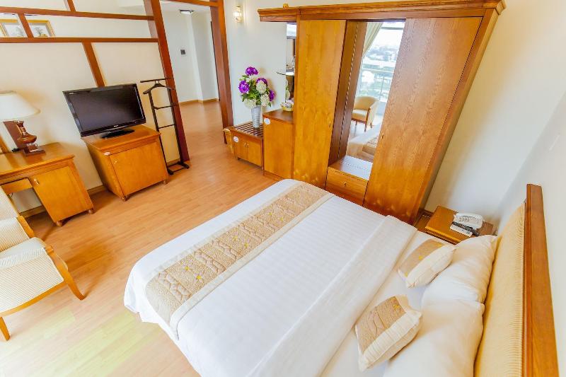Thien An Riverside Hotel image