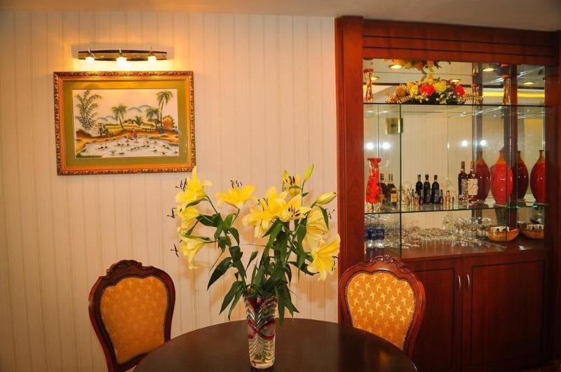 Thien An Riverside Hotel image