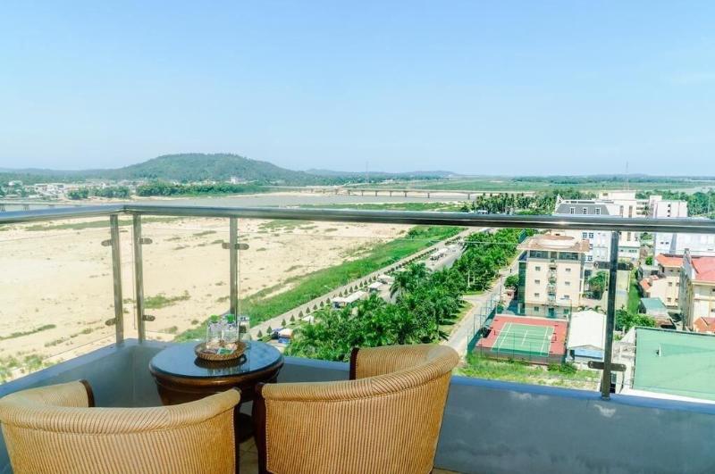 Thien An Riverside Hotel image