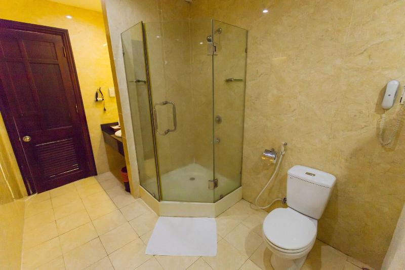 Thien An Riverside Hotel image
