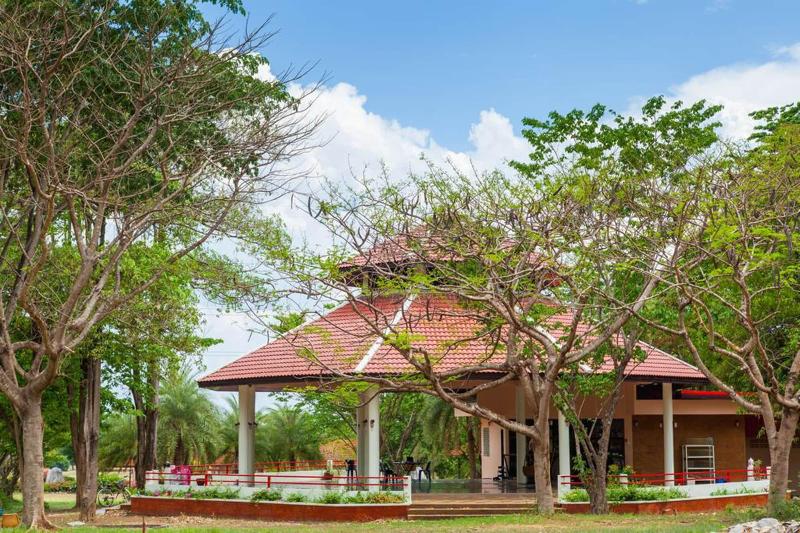 Goldenland Resort image