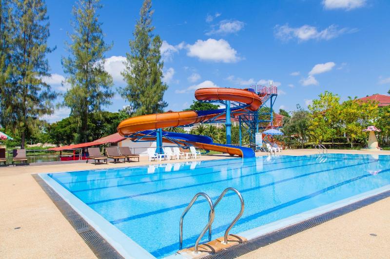 Goldenland Resort image