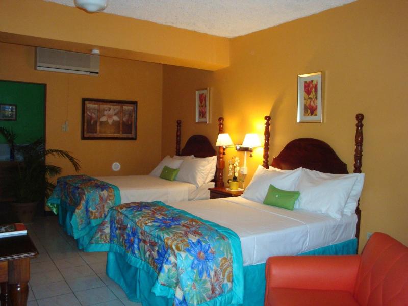 Golf View Hotel image