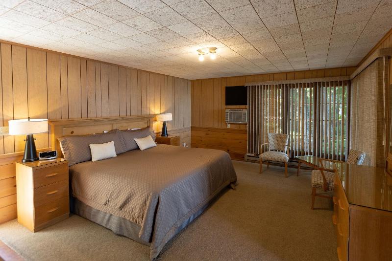 Gordon Lodge image