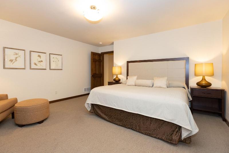 Gordon Lodge image