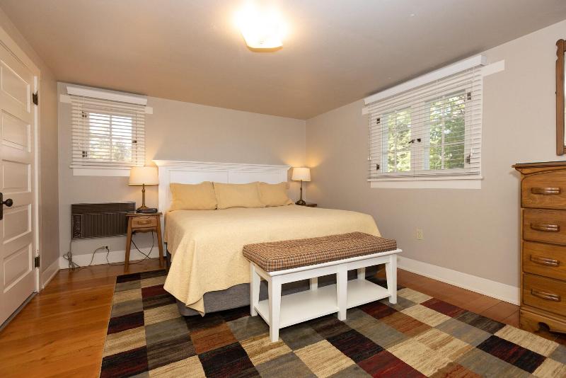 Gordon Lodge image