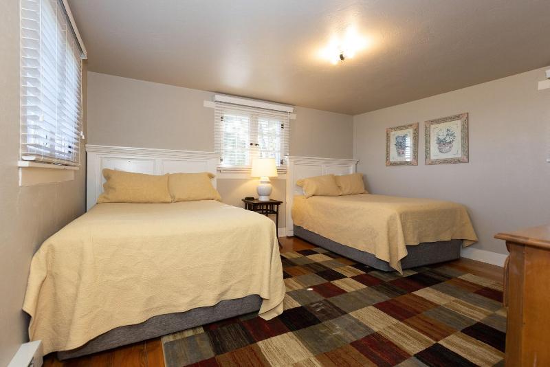 Gordon Lodge image