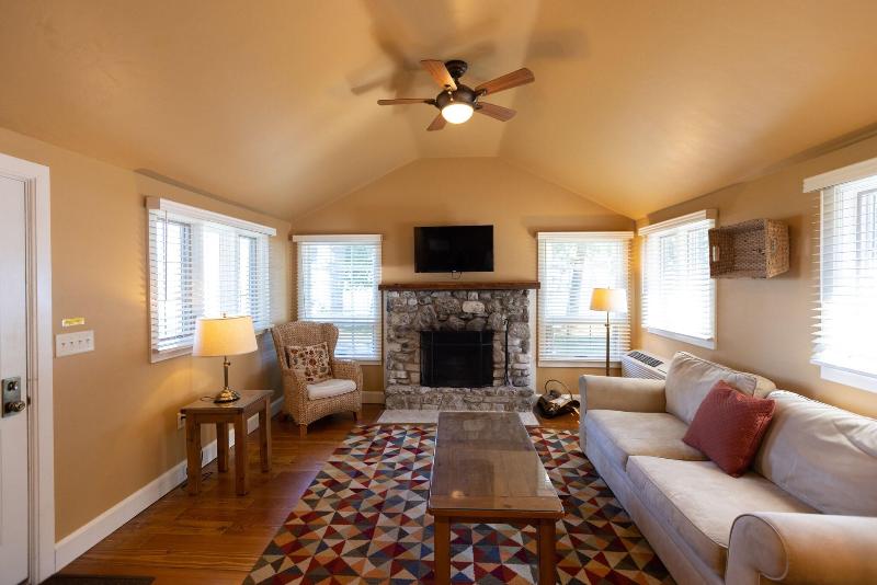 Gordon Lodge image