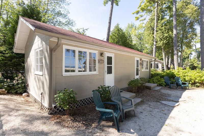 Gordon Lodge image