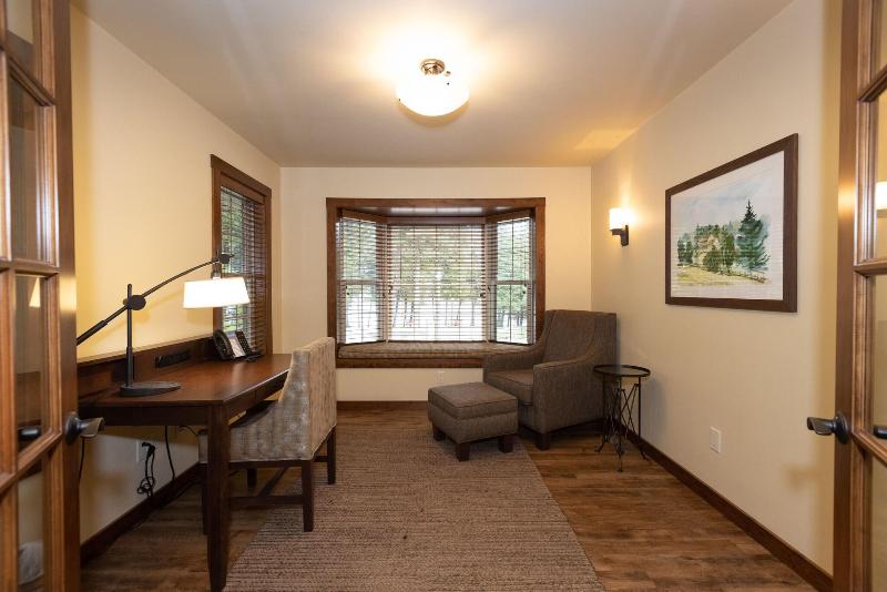 Gordon Lodge image