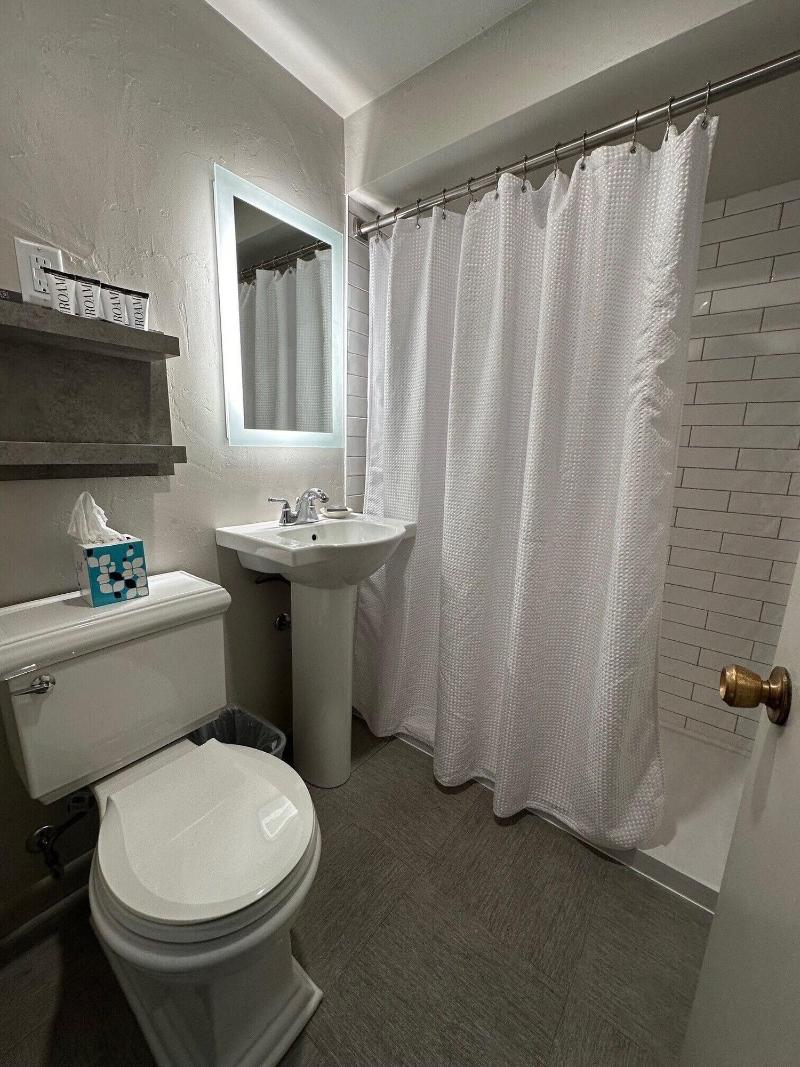 Gordon Lodge image