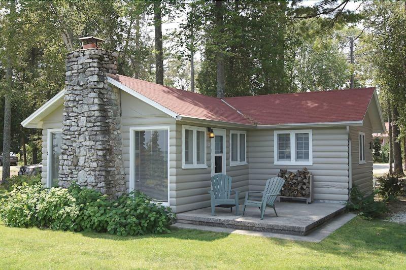 Gordon Lodge image