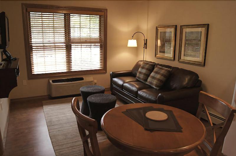 Gordon Lodge image
