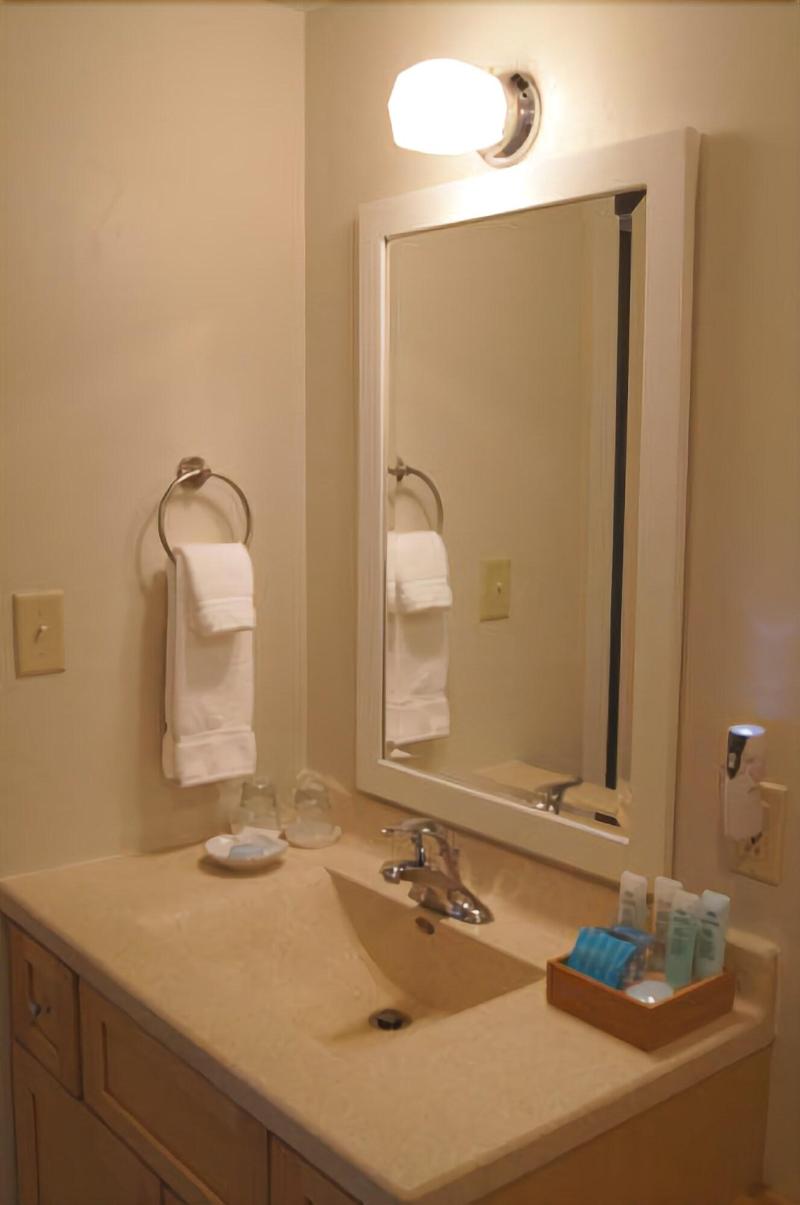 Gordon Lodge image