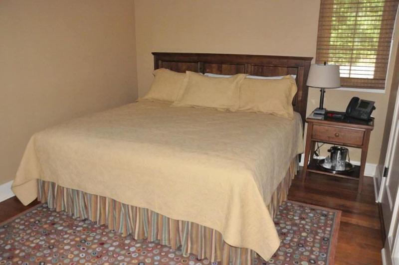 Gordon Lodge image