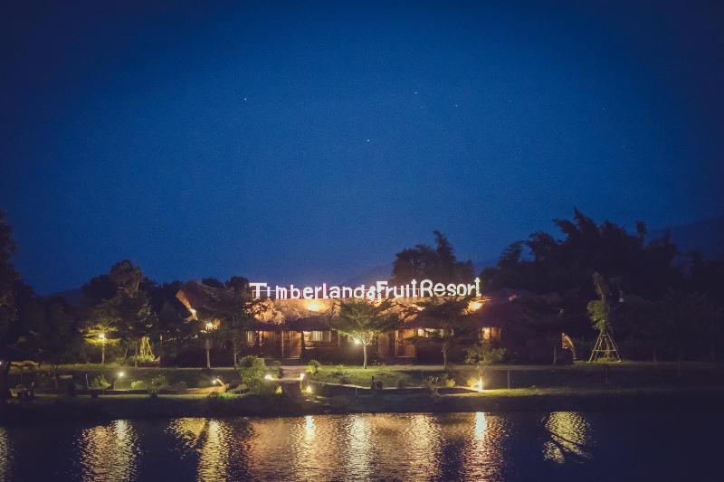 Timberland And Fruit Resort