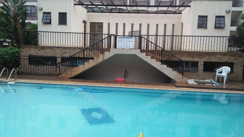 Lewisky Homestays And Tours image
