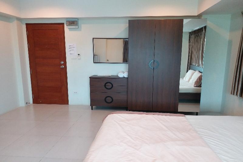 Tongprasit Place image