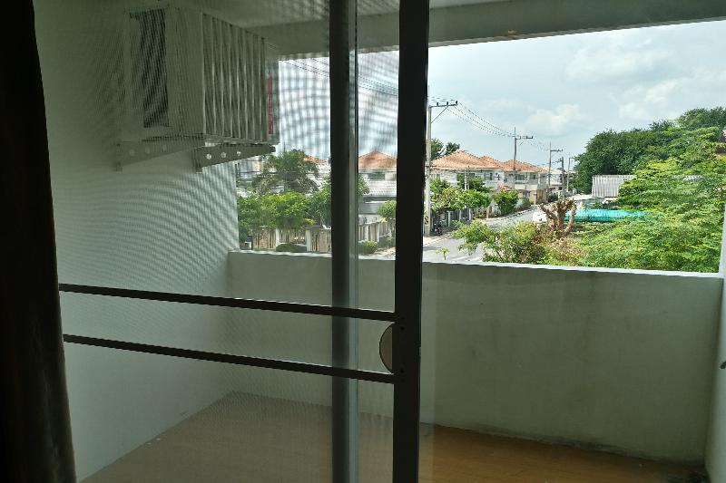 Tongprasit Place image