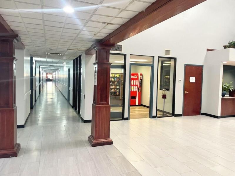 Grand Vista Hotel And Suites image