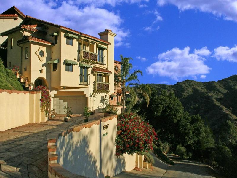 Topanga Canyon Inn Bed And Breakfast