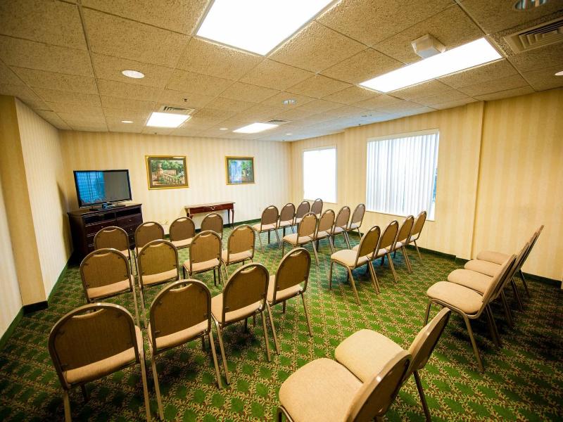 Greystone Inn And Suites image