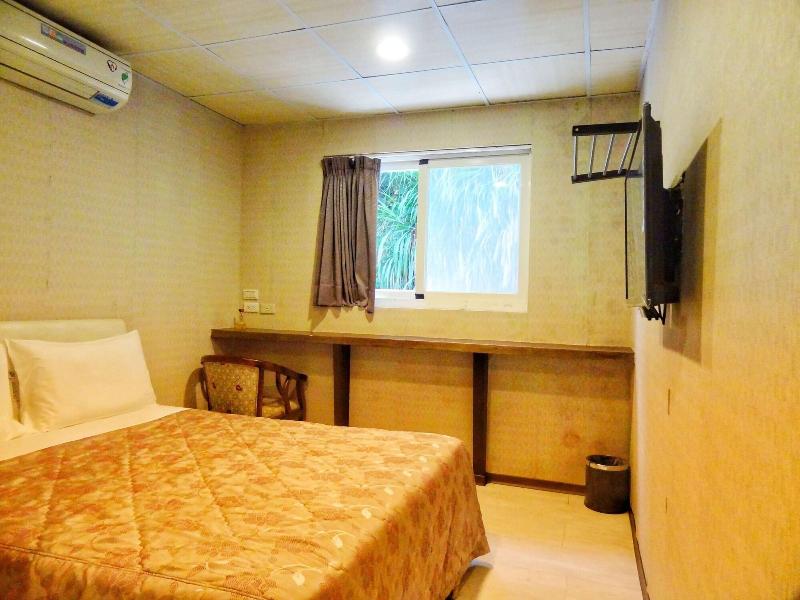 Travel Hero B&B image