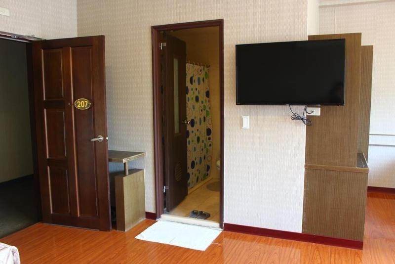 Travel Hero B&B image