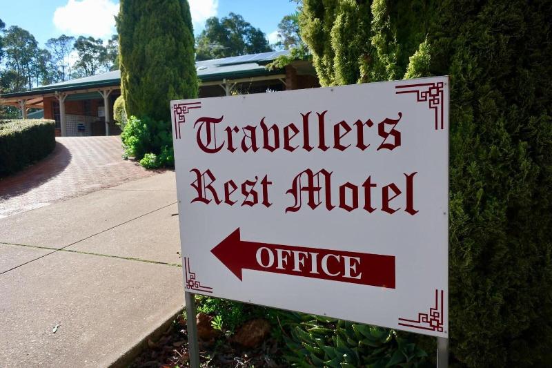 Travellers Rest Motel image