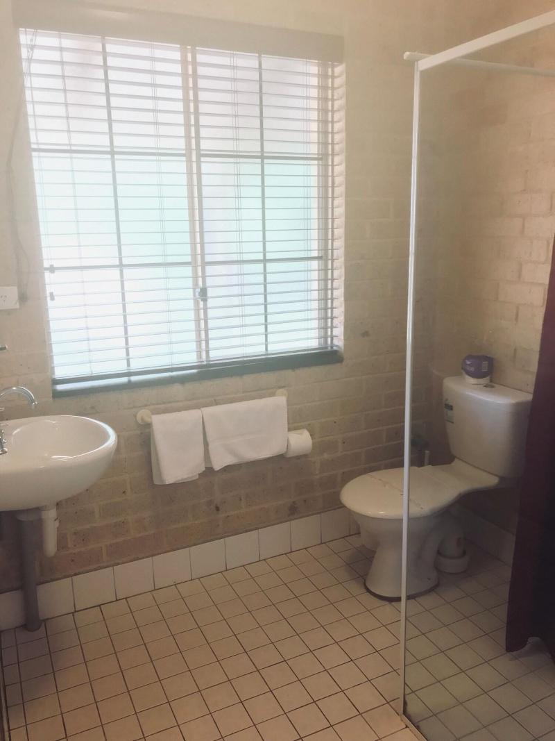 Travellers Rest Motel image