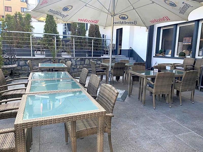 Louis Hotels image