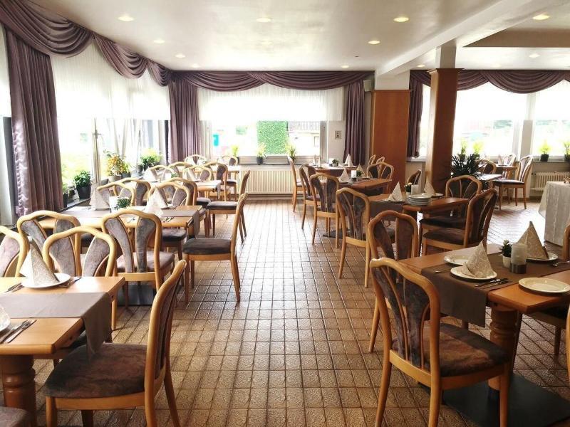Louis Hotels image