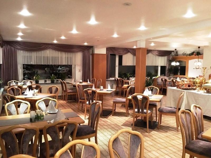 Louis Hotels image