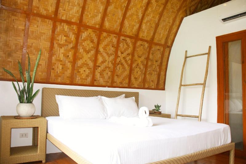 Tropical Temple Siargao image
