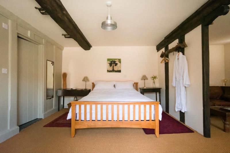 Lower Severalls Farmhouse image