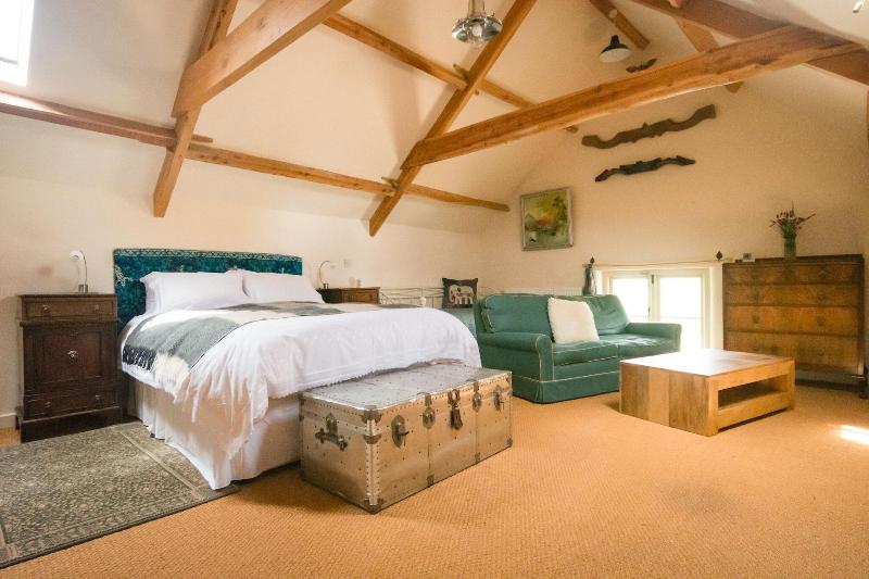 Lower Severalls Farmhouse image
