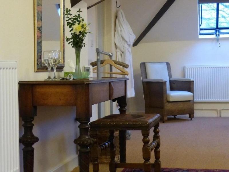 Lower Severalls Farmhouse image