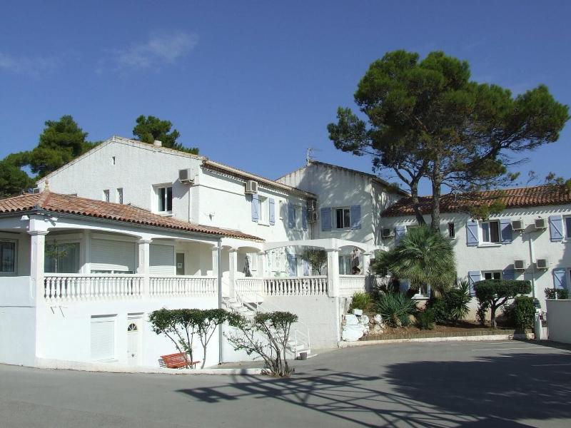 Hôtel Le Sarac image
